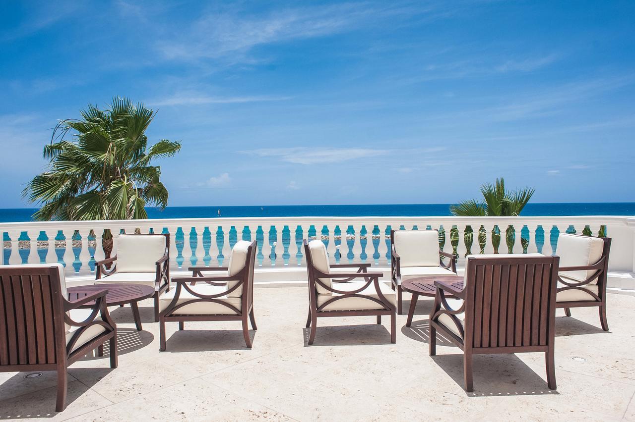 Palmyra Luxury Beach Condos Montego Bay Extérieur photo