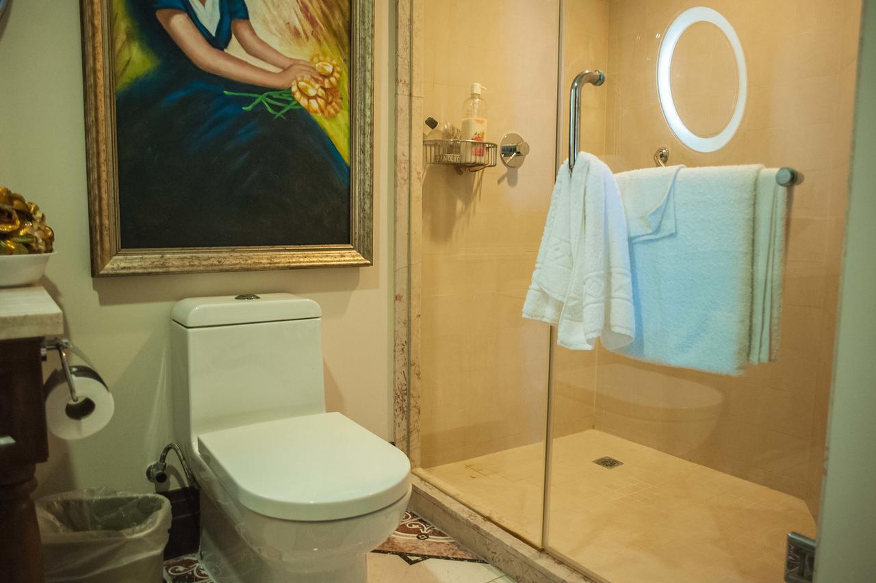 Palmyra Luxury Beach Condos Montego Bay Extérieur photo