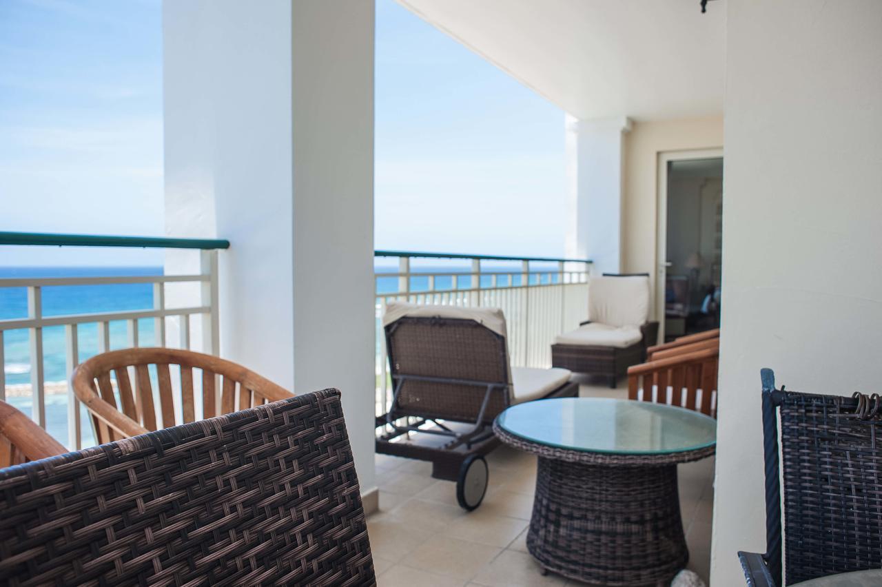 Palmyra Luxury Beach Condos Montego Bay Extérieur photo